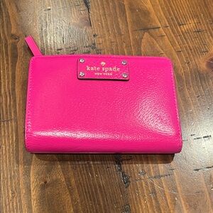 EUC* Kate Spade wallet with lots of compartments